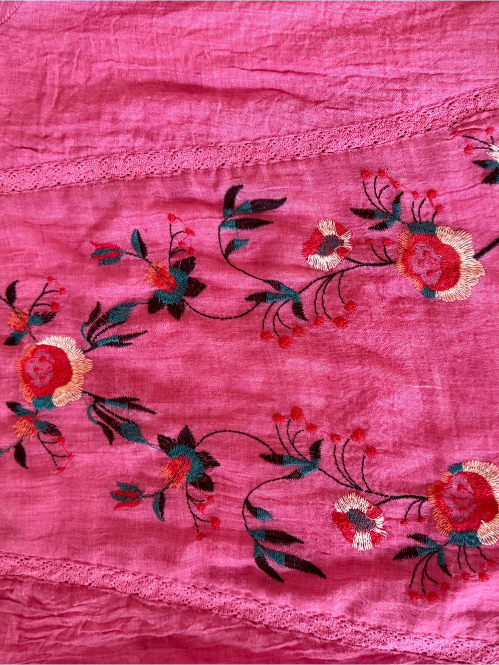 Umgee Magenta Embroidered Floral Short-Sleeve Tunic - Picture 3 of 6